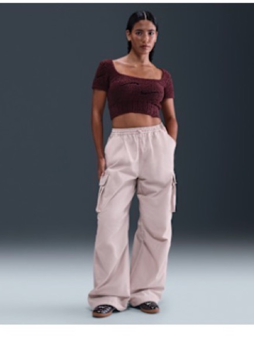Women’s Mid-Rise Oversized Cargo Pants